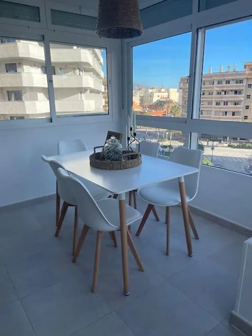 Soleado Y Luminoso Apartamento Fuengirola 0*,  Spain