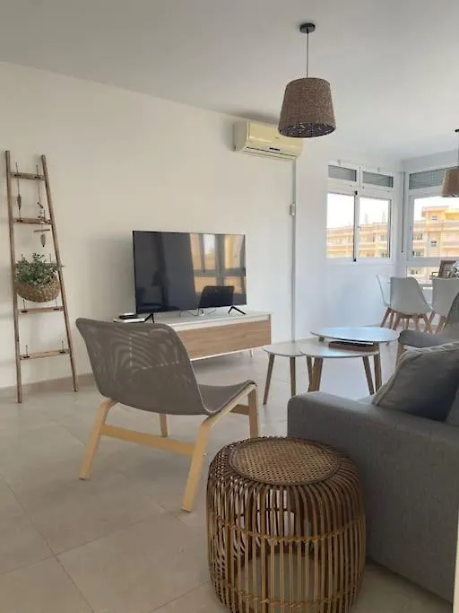 Soleado Y Luminoso Apartamento Fuengirola