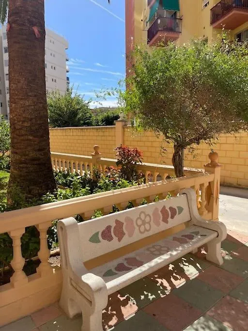 Soleado Y Luminoso Apartamento Fuengirola 0*,  Spain